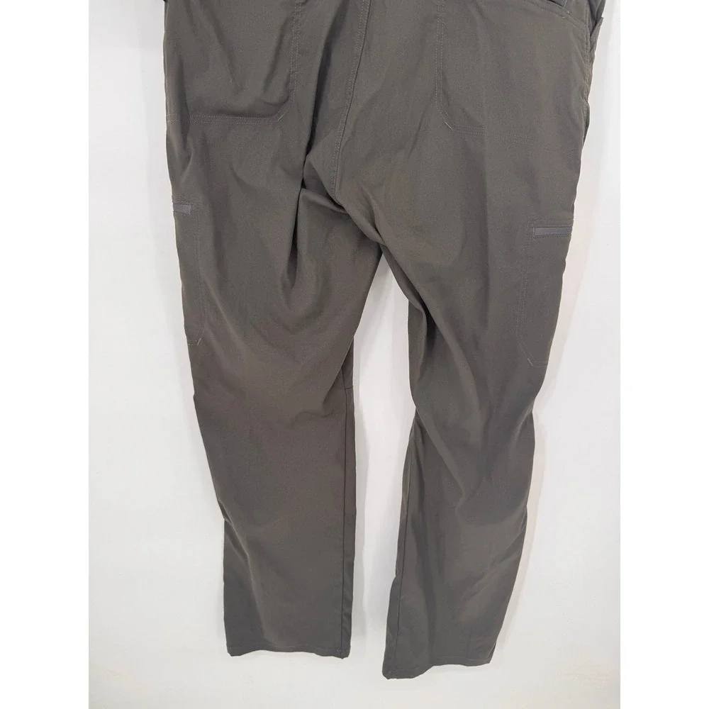 Wrangler Outdoor Pants Mens 42x30 Gray NEW Straight Fit Stretch Cargo 10NW788AS